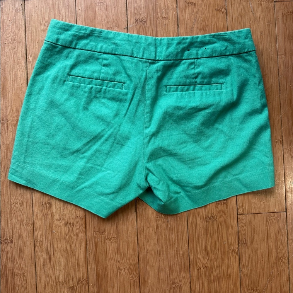 Banana Republic Vibrant Green Women's Shorts - Picture 3 of 3